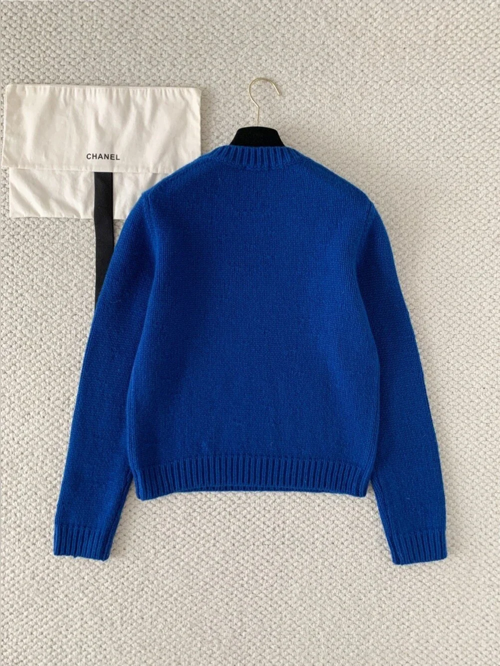 CHANEL Blue Cashmere Crewneck Sweater